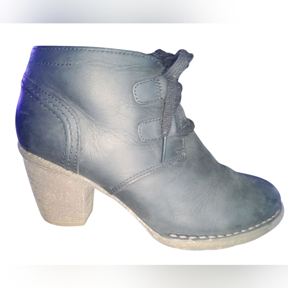 Clarks Carleta Lyon Boot, Womens 8​ - Picture 3 of 11